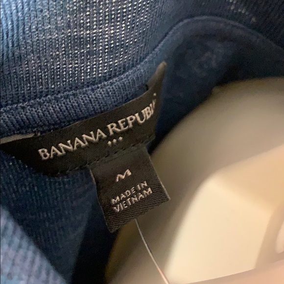 Banana Republic Cowl Neck Sleeveless Top NWT Med - Picture 5 of 6